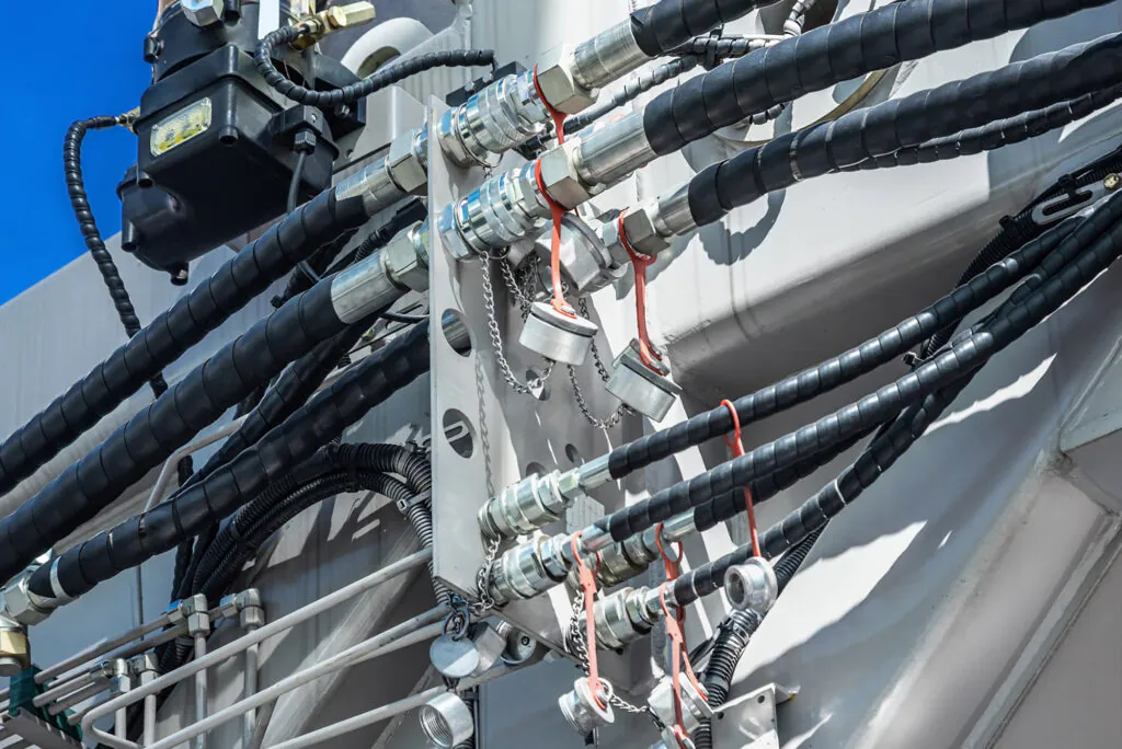 image of hydraulics machine | Winter Readiness: Preparing Your Hydraulic Systems for Cold Weather Operations | Fluid Power Services